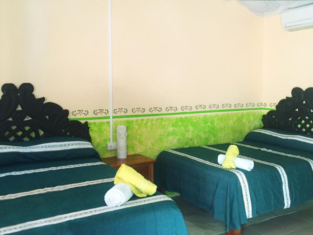 Hotel Hacienda La Catrina ホルボックス島 エクステリア 写真